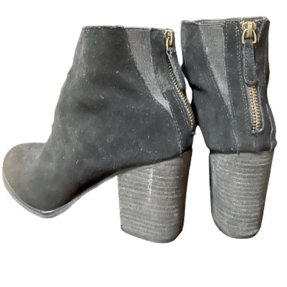 Urban Outfitters Suede Ankle Booties - Picture 5 of 7